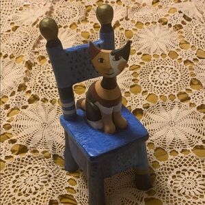 Goebel Blue and White Music Box cat on chair mint
